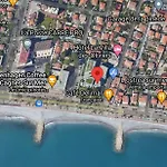 6 Personnes Face A La Διαμέρισμα