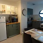Διαμέρισμα 6 Personnes Face A La *