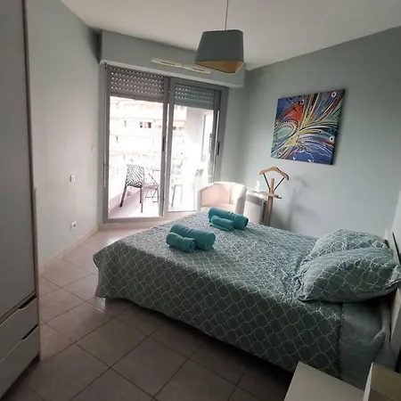 Apartment 6 Personnes Face A La Cagnes-sur-Mer