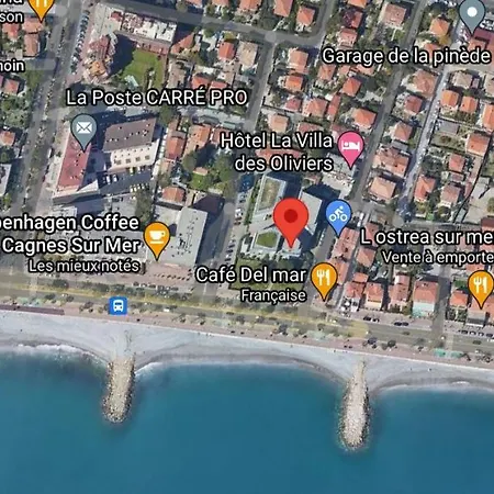 6 Personnes Face A La Apartment